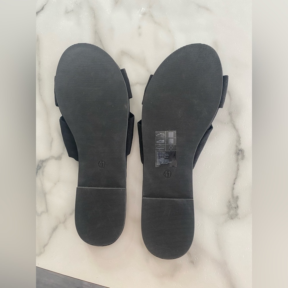 H&M SANDALS SIZE 9.5 - Picture 2 of 3